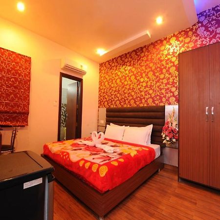 Hotel Pearl Inn & Suites Амритсар Екстериор снимка